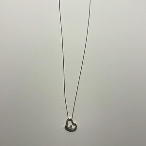 ROBERTO COIN TINY TREASURES SMALL SLANTED HEART PENDANT WITH DIAMONDS